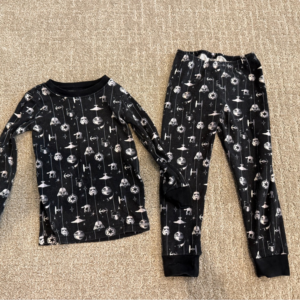 Black Star Wars Pajama Set